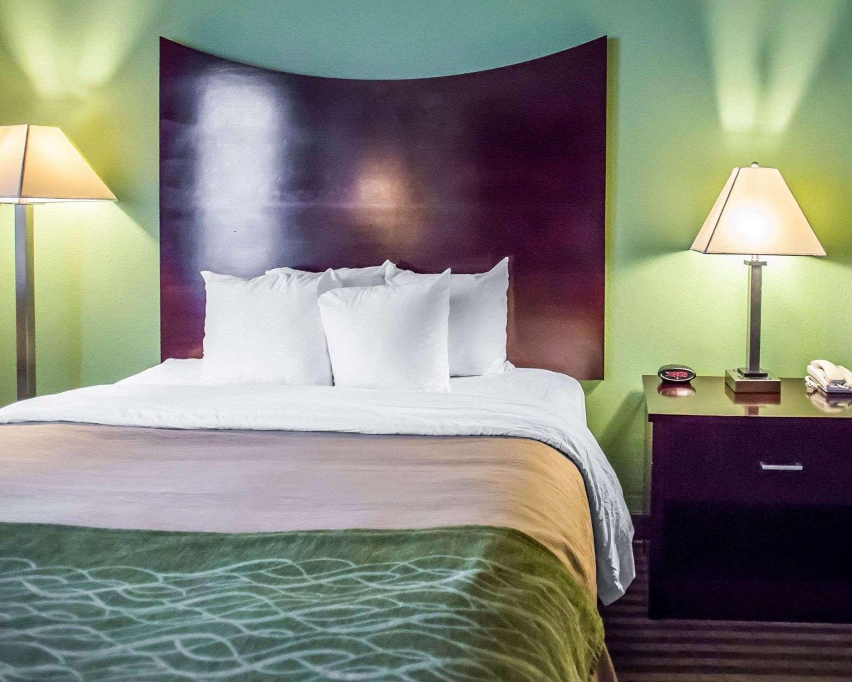 Quality Inn Mill Hall - Lamar Bagian luar foto