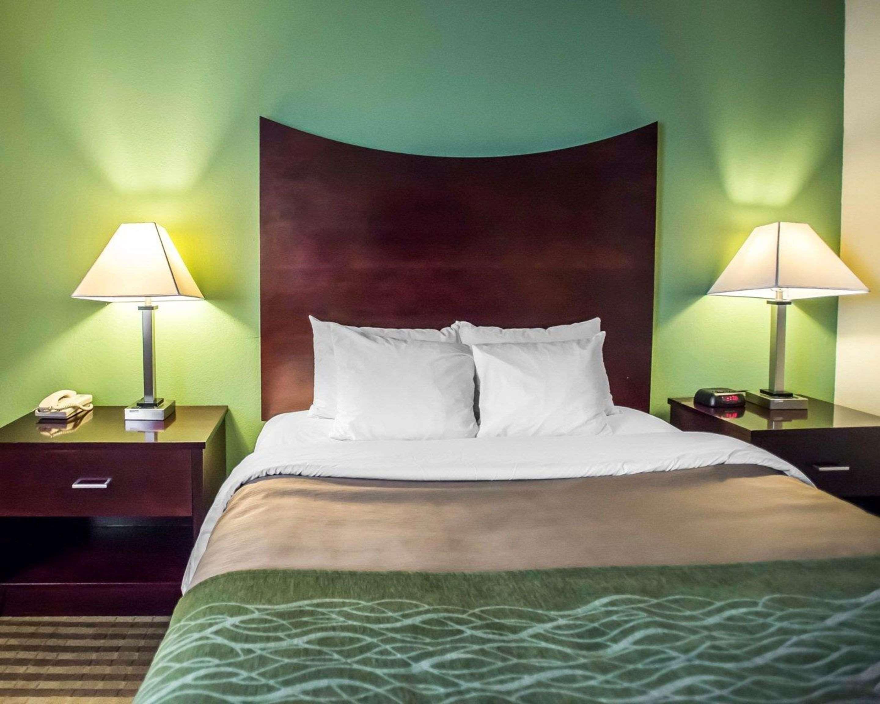 Quality Inn Mill Hall - Lamar Bagian luar foto